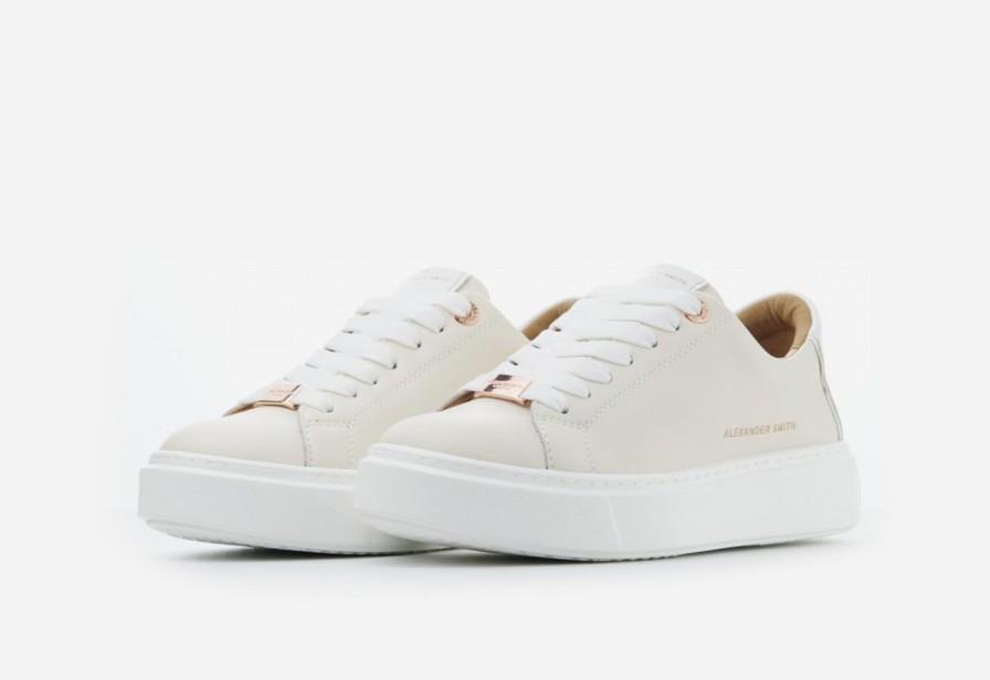 Donna Alexander Smith | London Woman Cream White